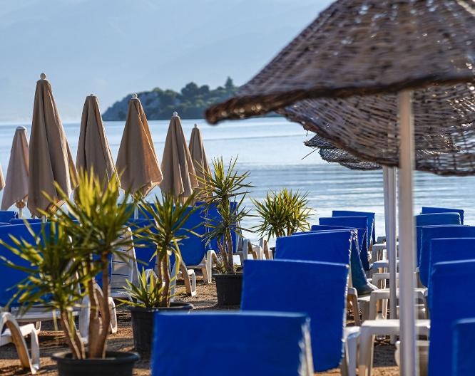 Casa Blanca Beach Hotel - Außenansicht