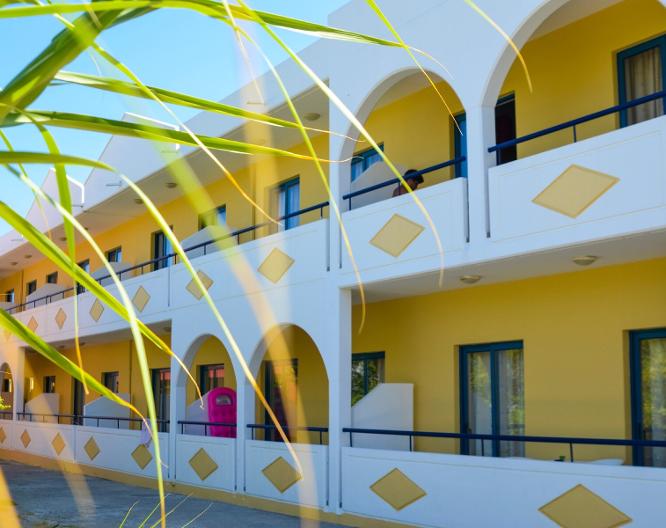 Stegna Star Apartments - Außenansicht