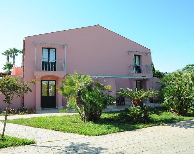 Delfino Beach - Außenansicht