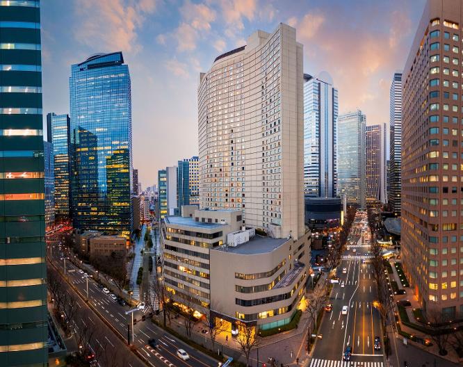 Hilton Tokyo - Außenansicht