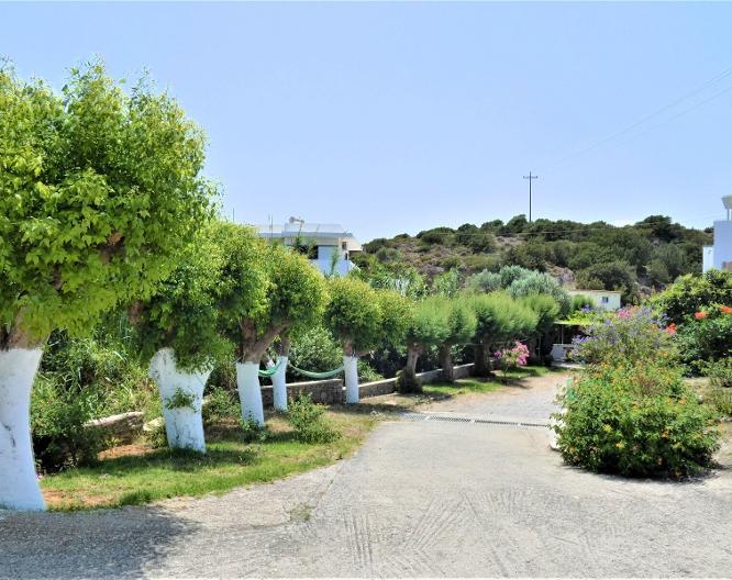 Tselios Apartments & Studios - Landschaft