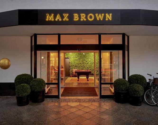 Max Brown Ku'damm - Außenansicht