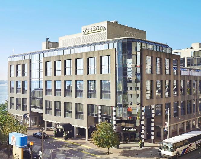 Radisson Blu Toronto Downtown - Außenansicht
