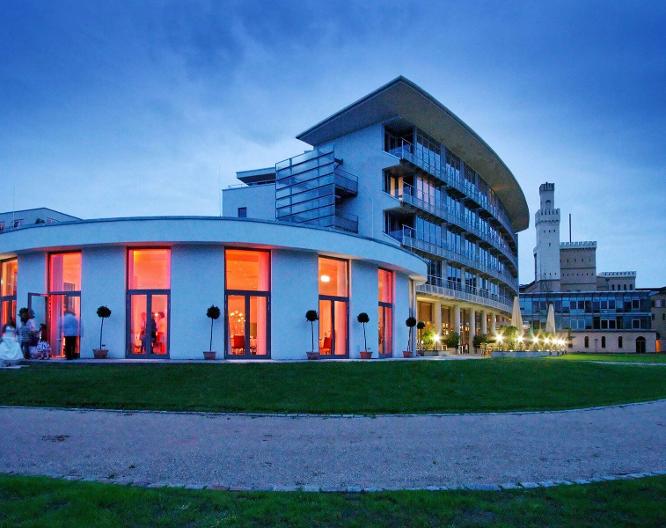 Vienna House by Wyndham Havelufer Potsdam - Außenansicht