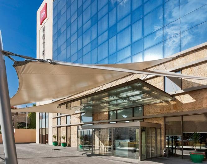ibis Amman - Außenansicht