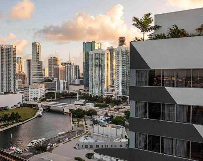 Element Miami Downtown - Außenansicht