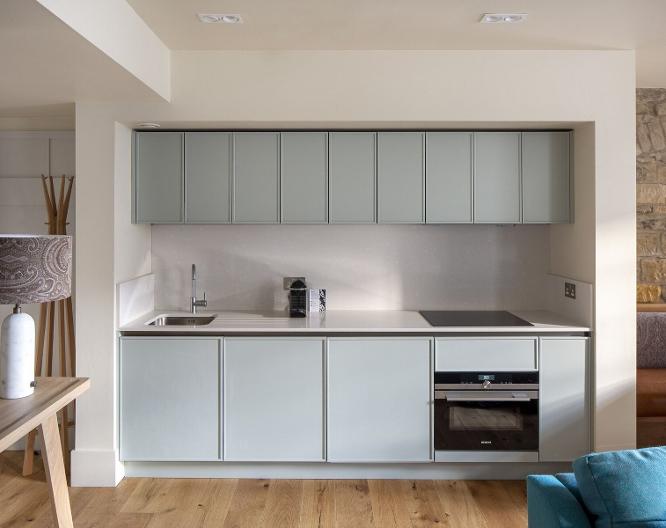 Cheval Abbey Strand Apartments - Essen und Trinken