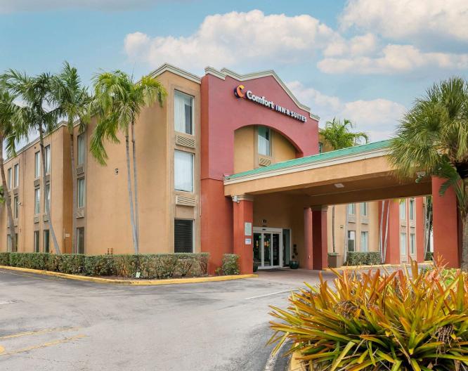 Comfort Inn & Suites Fort Lauderdale - Vue extérieure