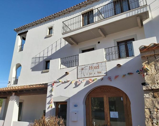 Hotel il Faro di Molara - Außenansicht