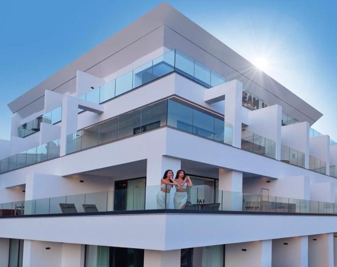 Dream Hotel Saranda - Außenansicht