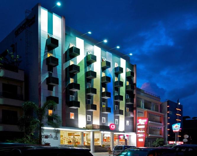 Amaris Hotel Ambon - Außenansicht