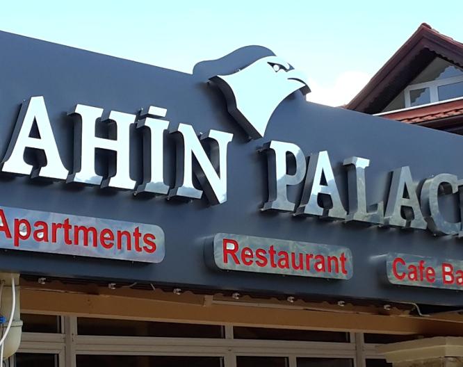 Sahin Palace - Außenansicht