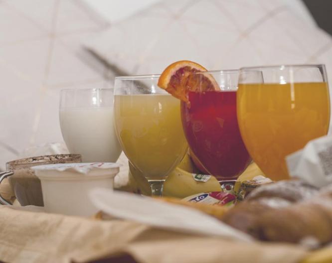 Vercelli Palace - Repas et boissons