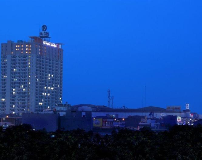 Hotel Santika Depok - Vue extérieure