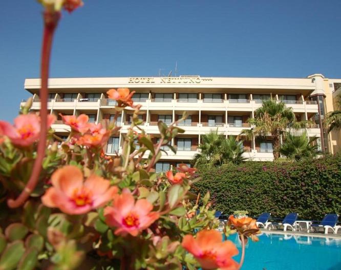 Nettuno - Außenansicht