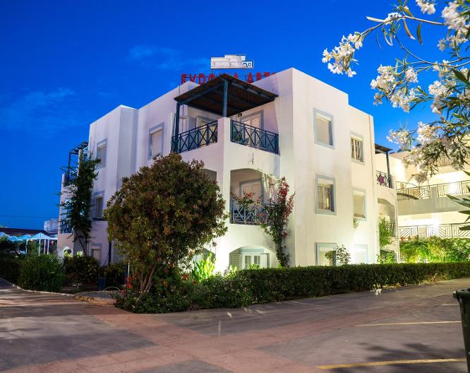 Evdokia Suites - Außenansicht