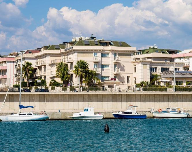 Best Western Plus Hotel Perla del Porto - Außenansicht