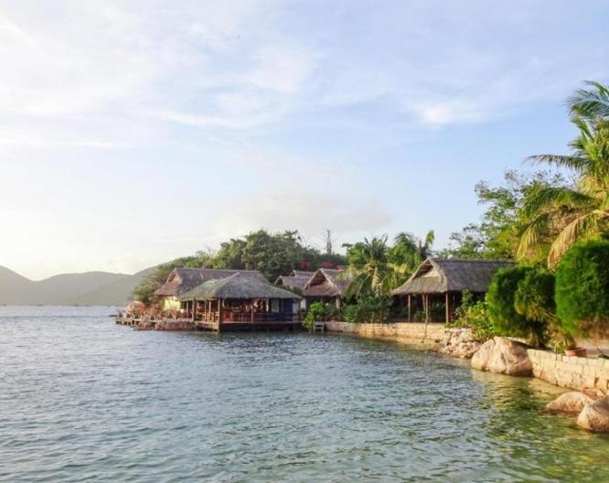 Whale Island Resort - Außenansicht