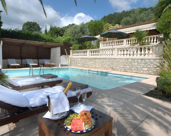 Hotel La Grande Bastide - Außenansicht