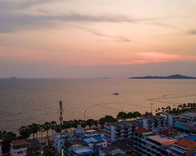 Jomtien Thani Hotel - Außenansicht