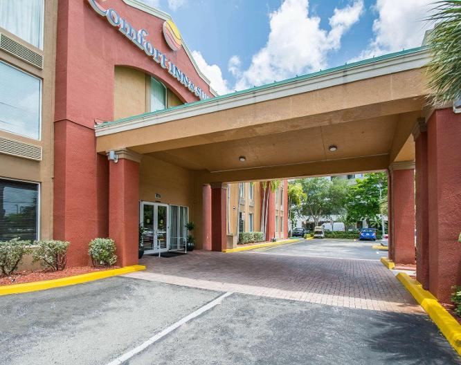 Comfort Inn & Suites Fort Lauderdale - Vue extérieure