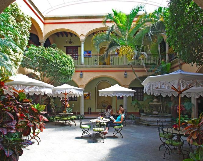 Hotel CasAntica - Außenansicht