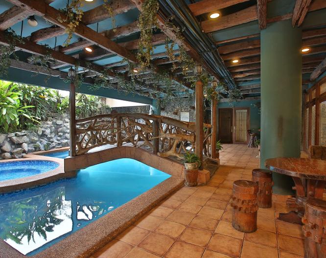 Crown Regency Residences - Pool