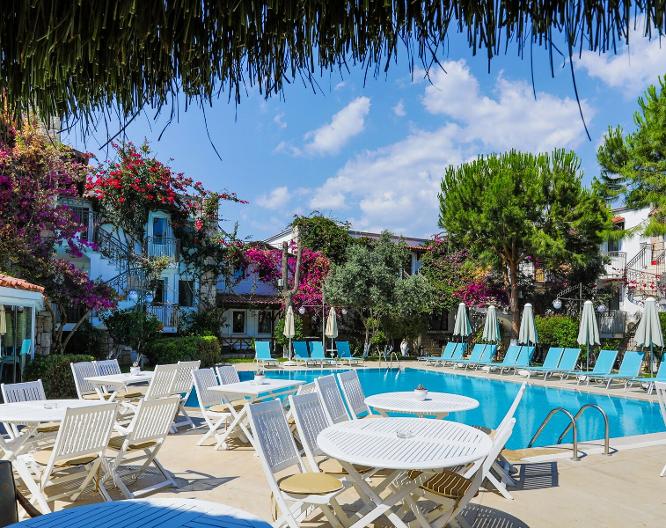 Moonshine Hotel & Suites - Vue extérieure