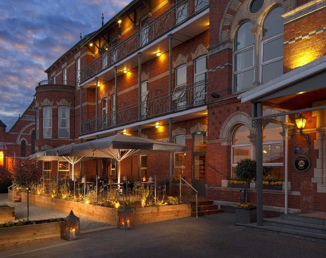 The Address Cork - Außenansicht