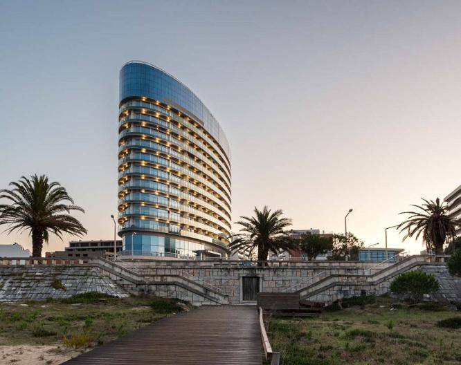 Eurostars Oasis Plaza - Außenansicht