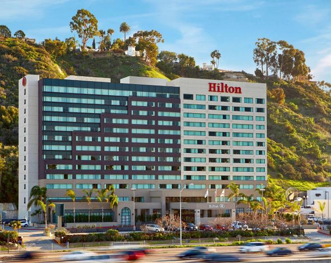 Hilton San Diego Mission Valley - Außenansicht