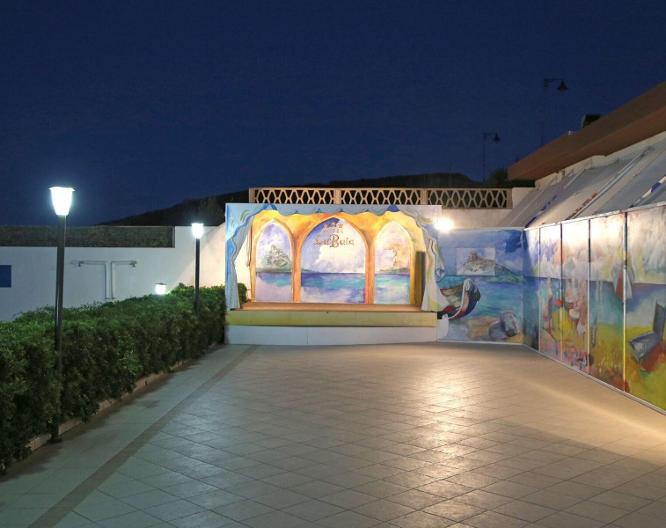 Hotel Residence La Baia - Außenansicht