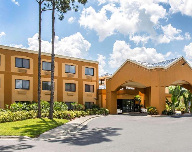 Mi Casa Hotel - Außenansicht