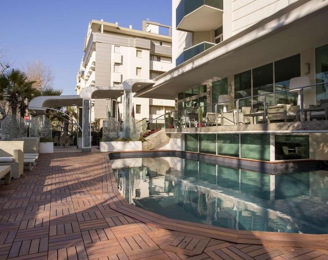 Best Western Maison B Hotel - Außenansicht