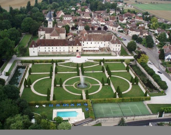 Chateau de Gilly - Vue extérieure