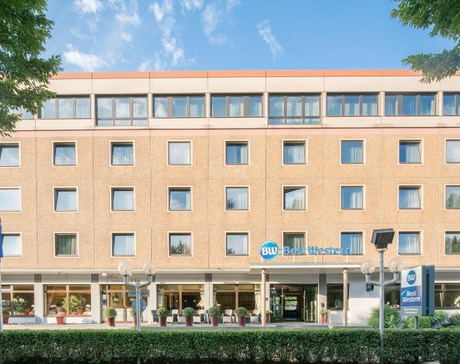 Best Western Hotel Hamburg International - Außenansicht