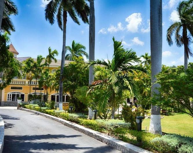 SeaGarden Beach Resort - Außenansicht
