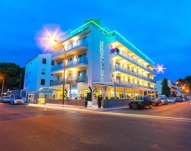 Hotel The Sky - Außenansicht