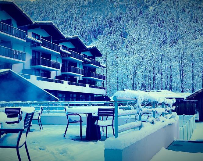 L'Hôtel Le Refuge des Aiglons - Außenansicht