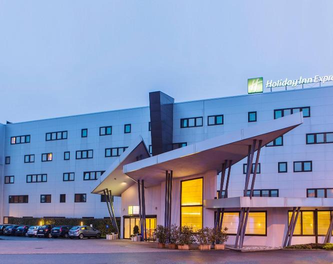 Holiday Inn Express Milan - Malpensa Airport - Außenansicht