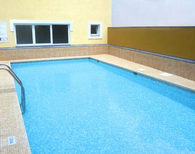 RF Apartamentos Bambi - Pool
