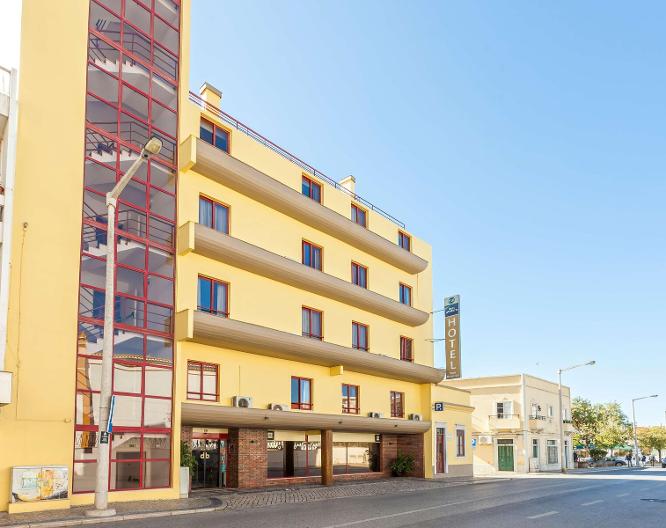 Best Western Dom Bernardo - Außenansicht