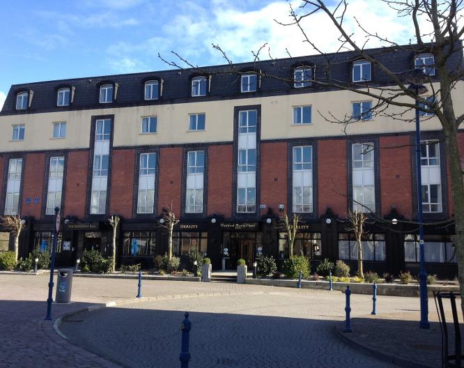 Waterford Marina Hotel - Vue extérieure