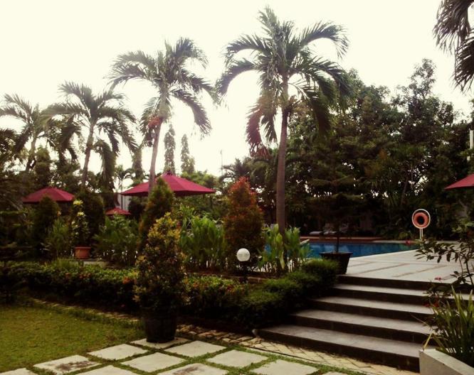 Santika Cirebon - Außenansicht