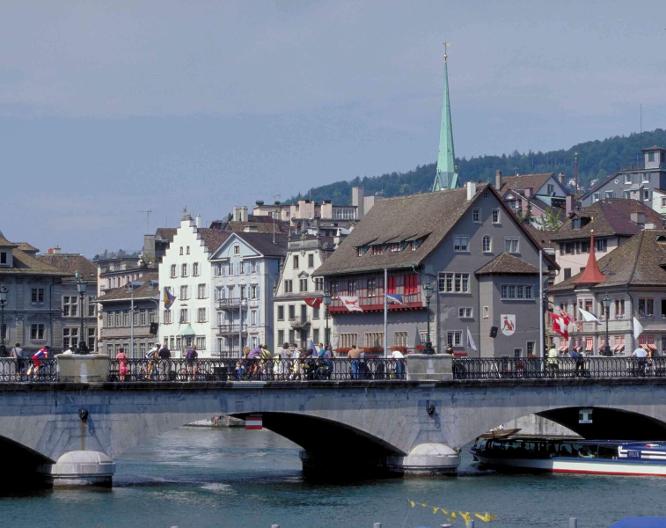 Novotel Zurich Airport Messe - Außenansicht