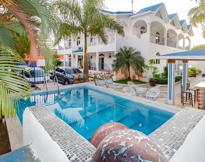 Hotel Villa Capri - Pool