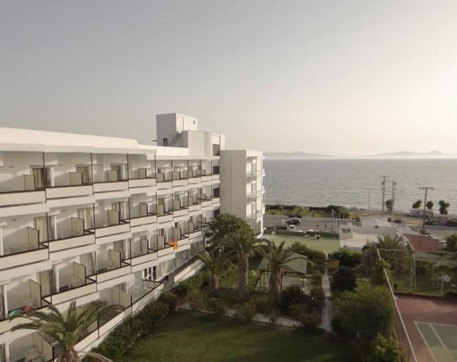 Belair Beach Hotel - Außenansicht