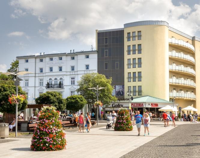Hotel Aurora Family und Spa - Außenansicht