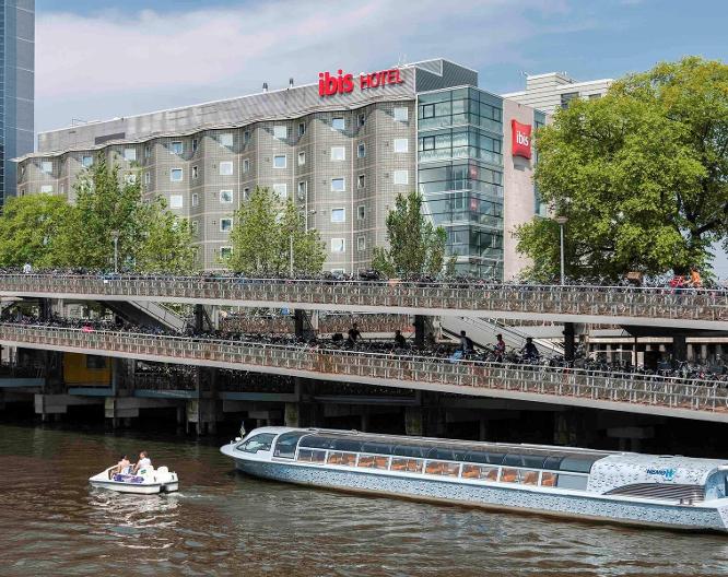 Hotel ibis Amsterdam Centre - Außenansicht