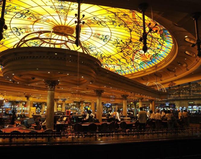 Peermont Metcourt at Emperors Palace - Außenansicht